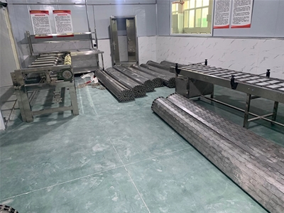 鏈板輸送機案例