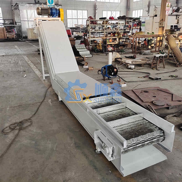 封閉（bì）式鏈板提升機