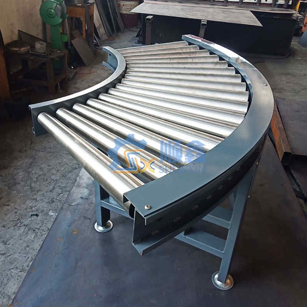 鍍鋅滾（gǔn）筒輸送機