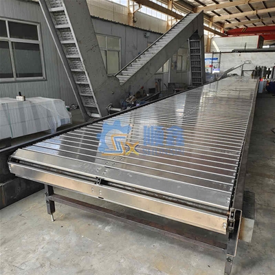 鋁板鏈（liàn）板輸送機